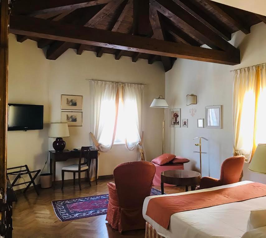 La Vittoria Boutique Hotel Гарда Экстерьер фото