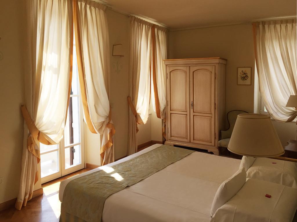 La Vittoria Boutique Hotel Гарда Экстерьер фото